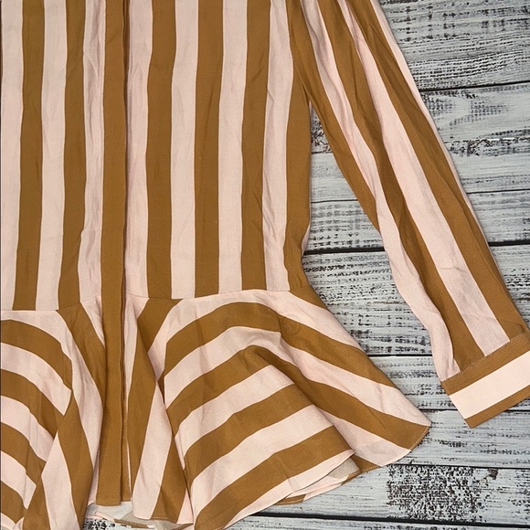 KAELEN Brown and Pink Peplum Blouse with Mandarin Collar - Picture 3 of 7